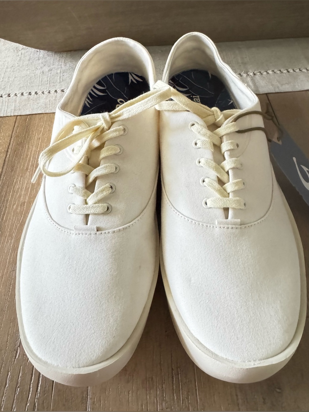 OluKai Tradewinds Everyday Lace-Up Sneakers Off-White NWT Men’s Multiple Sizes - Picture 6 of 14